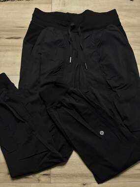 Lululemon Dance Studio Jogger Black Size 6